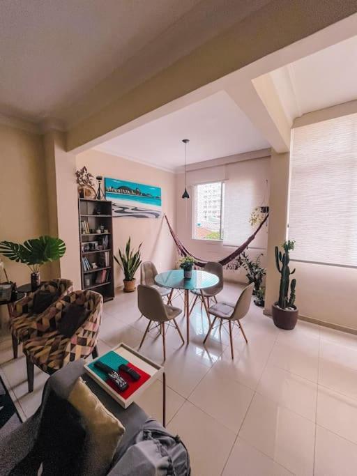 Espacoso Em Copacabana Apartamento